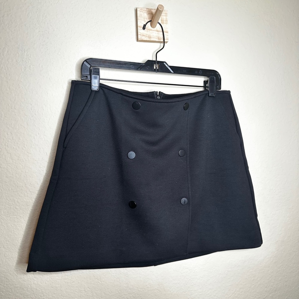 Cabi Diplomat Black Double Breasted Mini Skirt‎ Size 10 Button Front A-Line